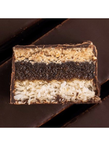 FIZI baton w polewie czekol. Coconut+ almond,45g FIZI baton w polewie czekol. Coconut+ almond,45g